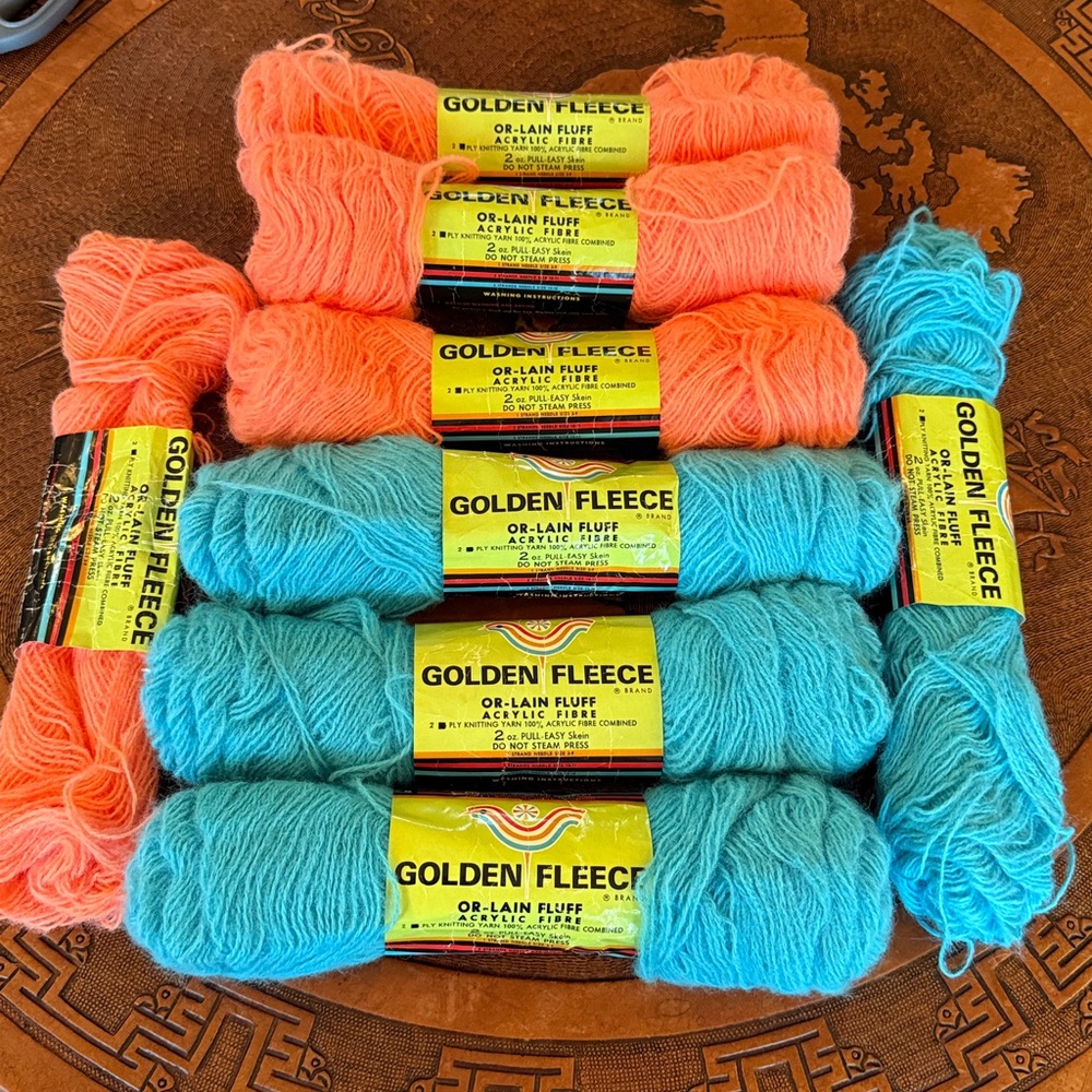 Golden Fleece Yarn. 6 FULL Skein Bundle Coral & Blue. +2 Free Partials!